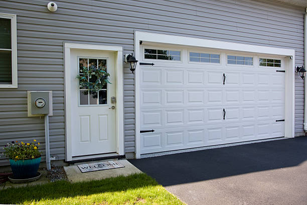 24/7 Emergency Garage Door Panel Replacement experts in Haskell County County, OK
